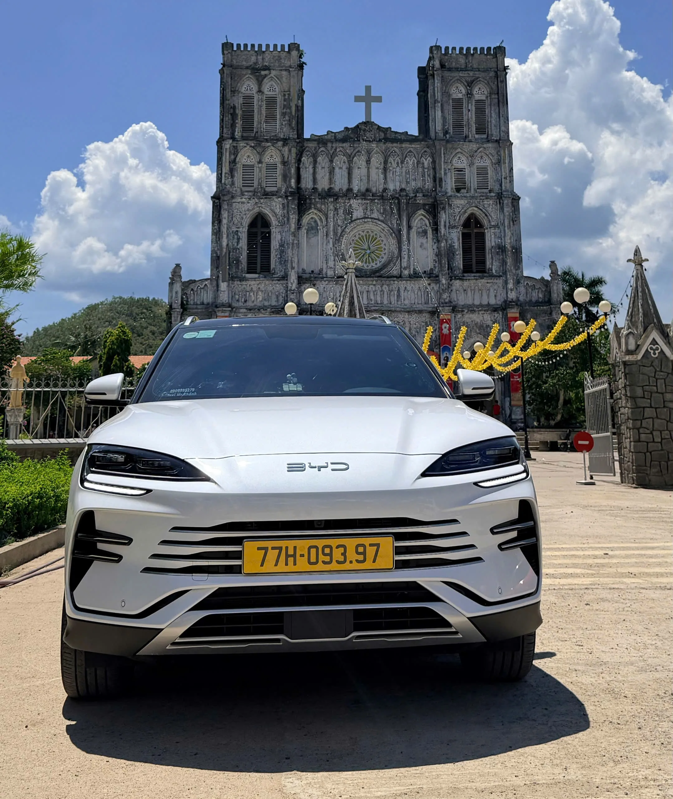 Xe 4 chỗ