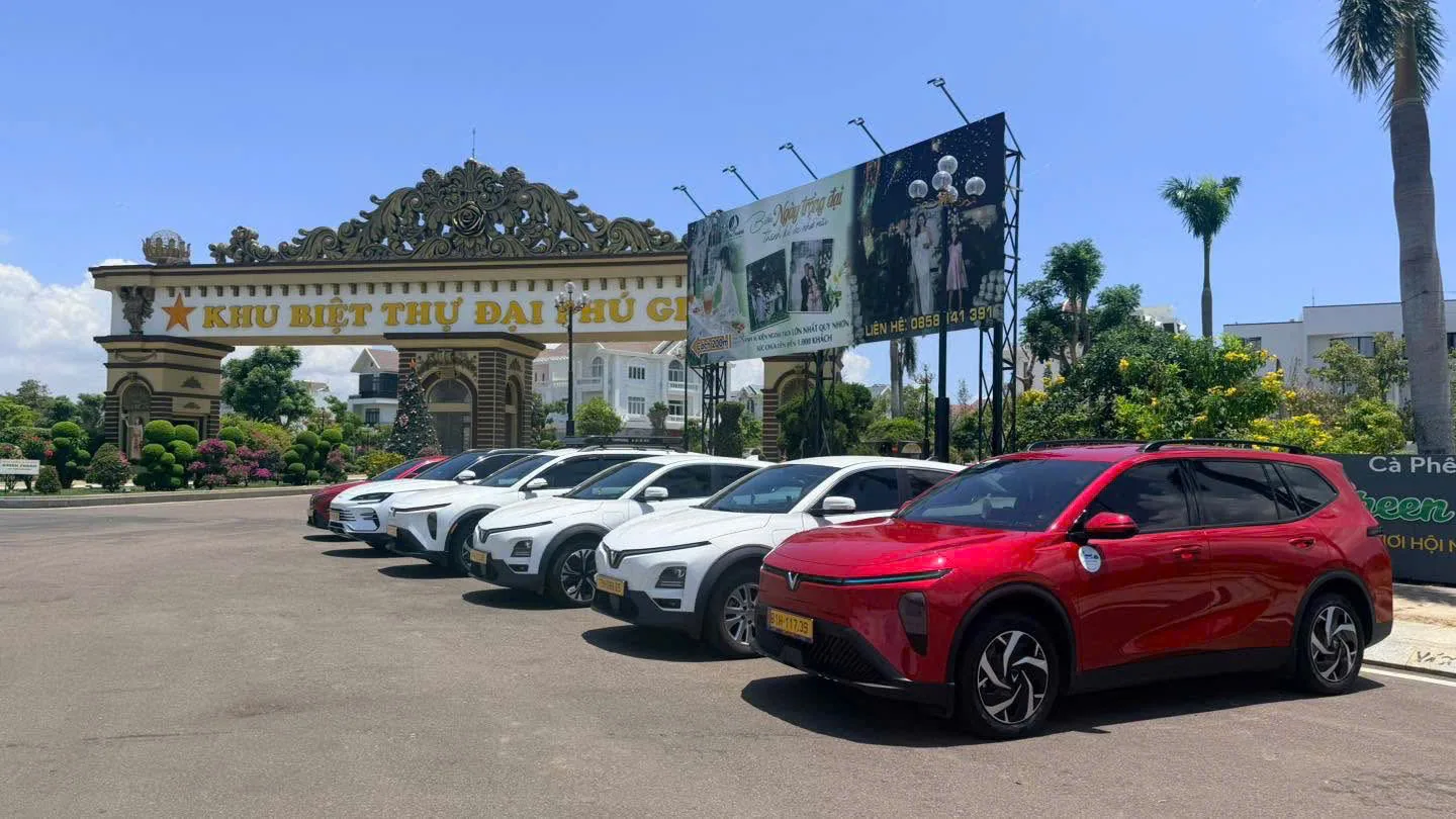 Đội xe thực tế Taxi Quy Nhơn Go